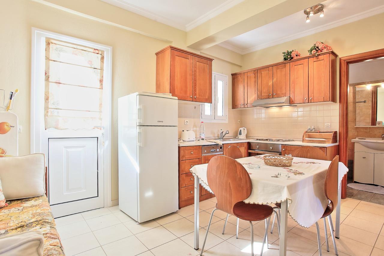 Mattheos House Apartment Калами Екстериор снимка